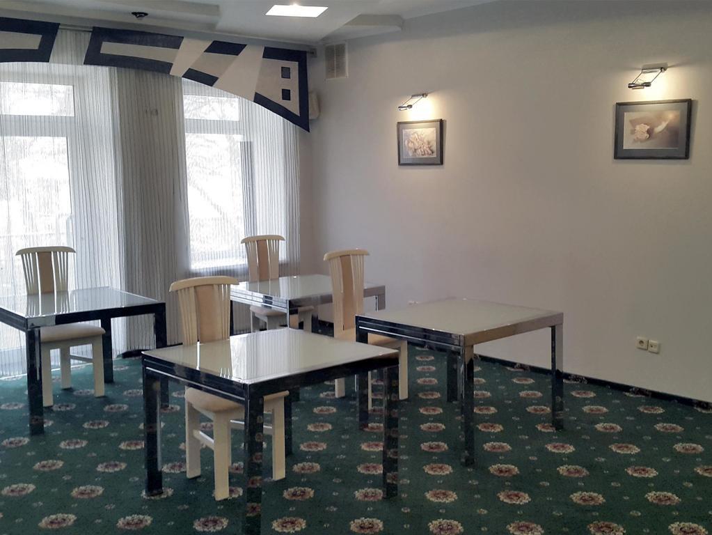 Marrion Hotel Odessa Ngoại thất bức ảnh